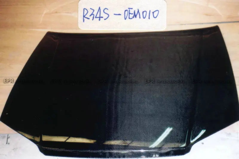 For Nissan Skyline R34 GTT OE Style Carbon Fiber Hood - OEM Fitment 1999-2002