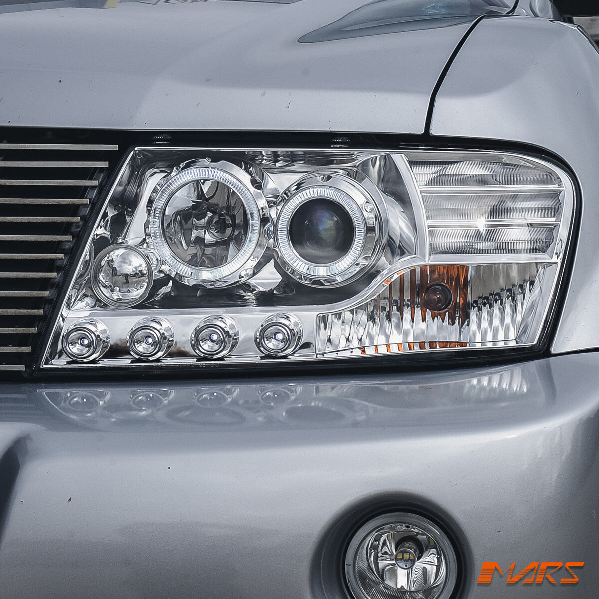 Crystal High Power LED Angel-Eyes Head Lights for MITSUBISHI PAJERO 00-06 NM NP