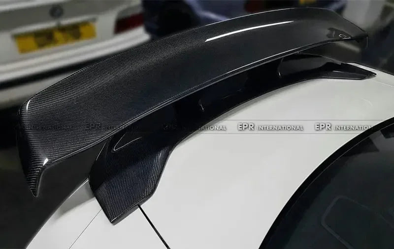 Car-Styling for Nissan R35 GTR Carbon Fiber VRS Style Hyper Narrow GT Spoiler Rear Trunk Wing Lips (Use OEM Brake Lights)