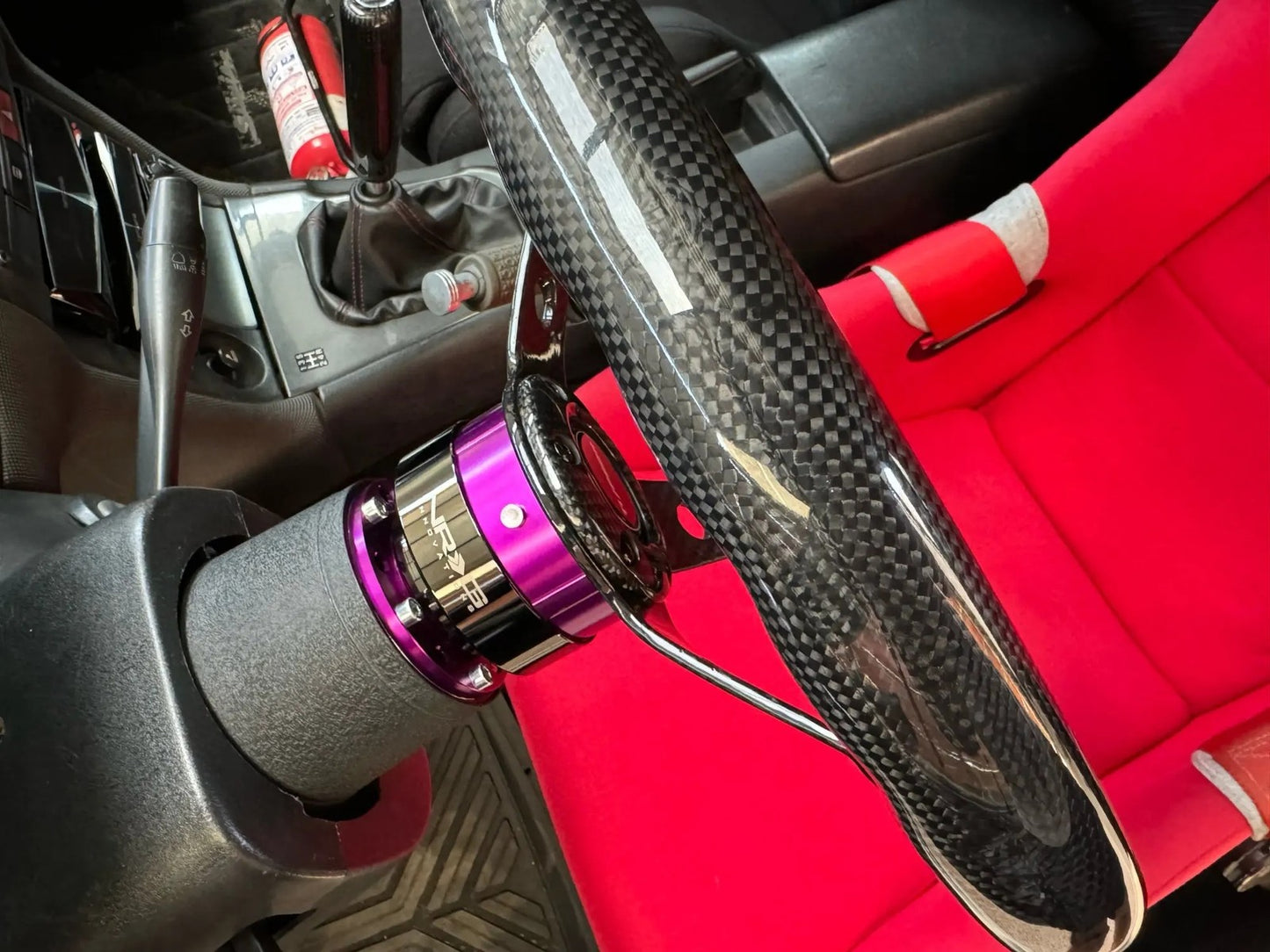 DING Sound NRG Gen 2.0 Steering Wheel Quick Release (Red Body/Black Ring)