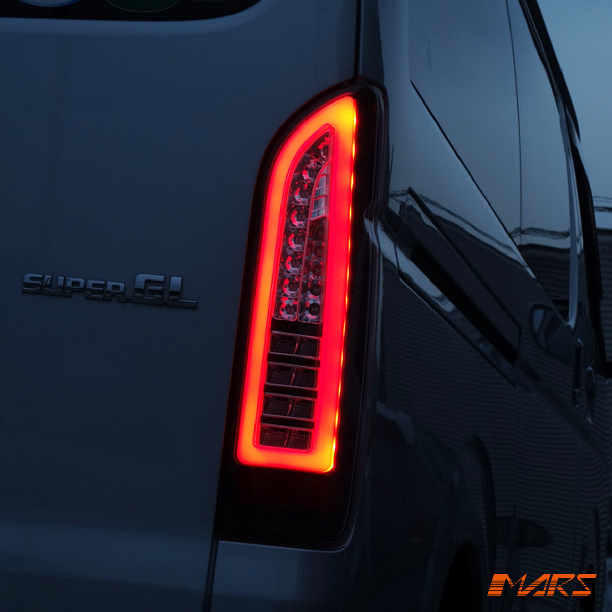 Smoked Black Full LED 3D Stripe Tail Lights for Toyota Hiace VAN 05-18 Taillight